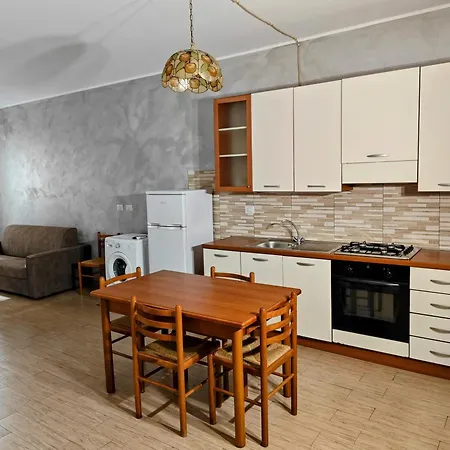 Etnapartment 3 *
