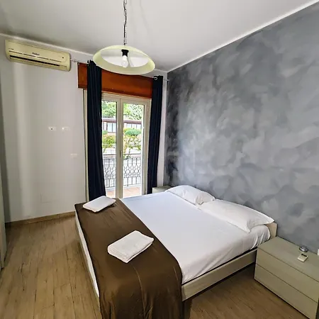 Etnapartment 3 *