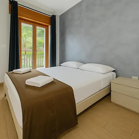 Etnapartment 3 *